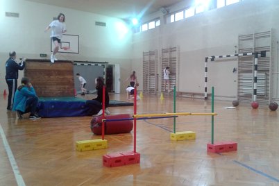 trening na torze przeszkód
