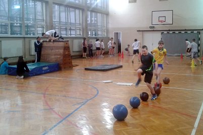 trening na torze przeszkód